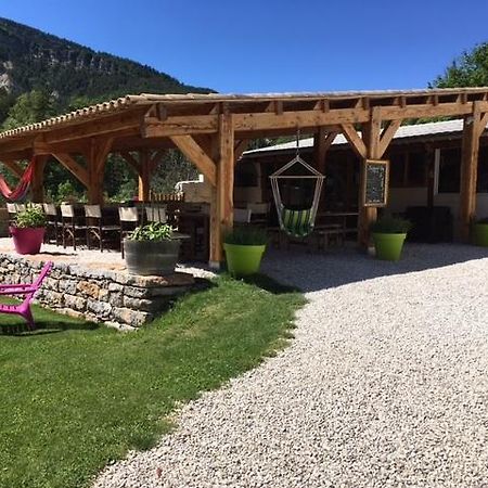Camping Calme Et Nature Castellane Eksteriør billede