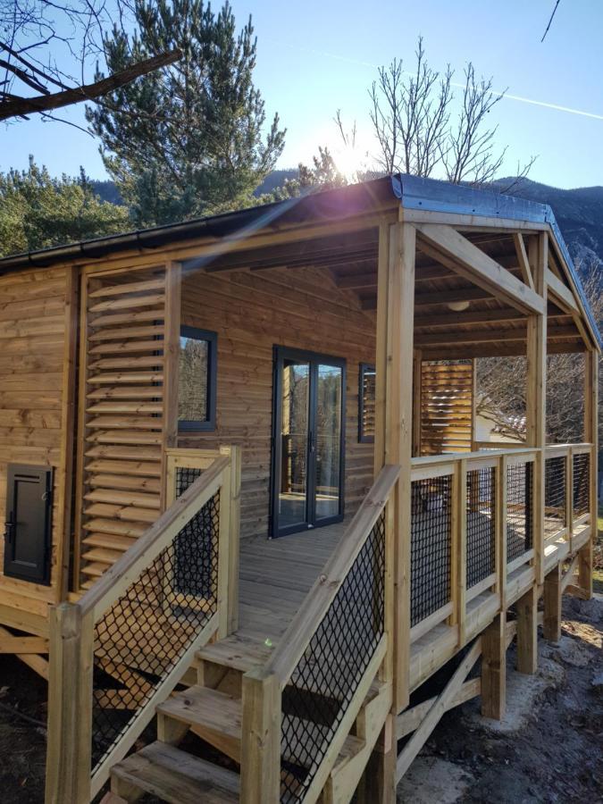 Camping Calme Et Nature Castellane Eksteriør billede