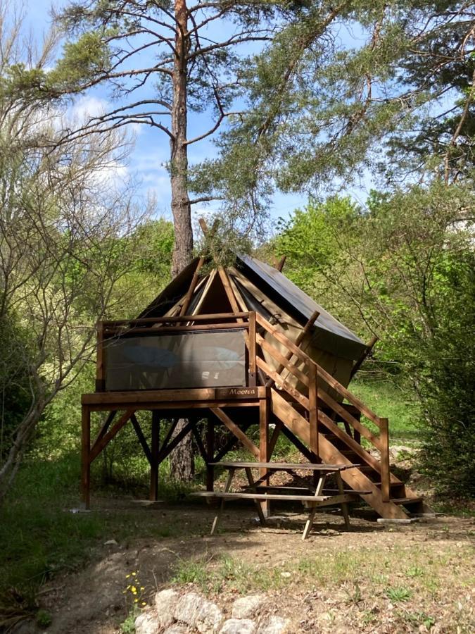 Camping Calme Et Nature Castellane Eksteriør billede