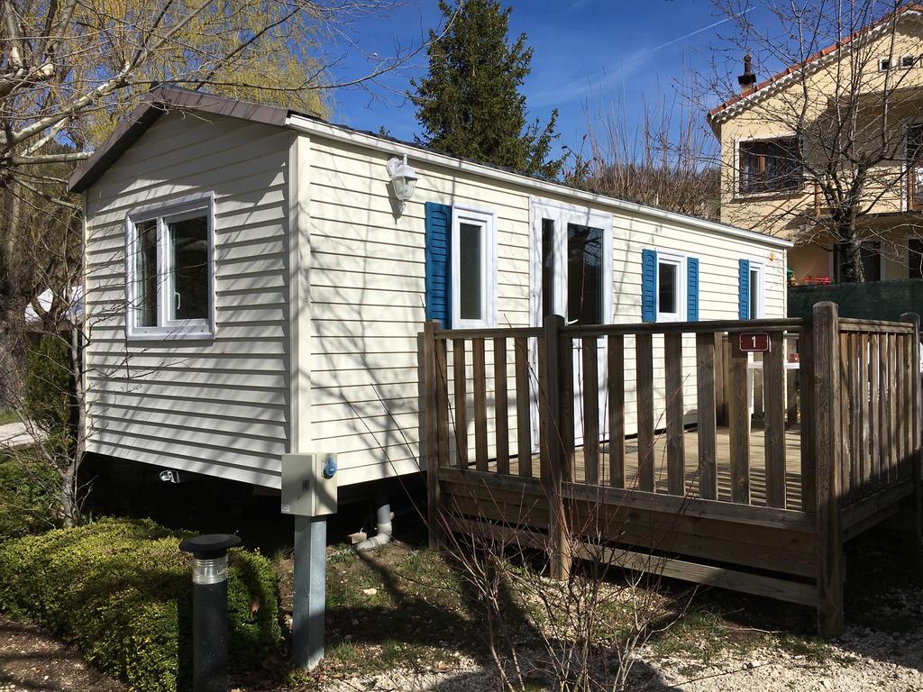 Camping Calme Et Nature Castellane Eksteriør billede