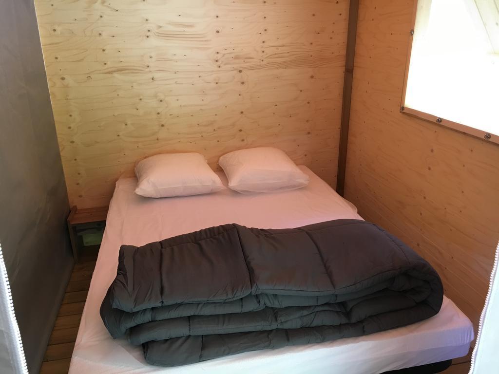 Camping Calme Et Nature Castellane Eksteriør billede
