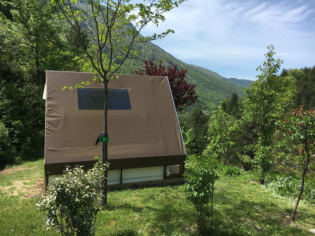 Camping Calme Et Nature Castellane Eksteriør billede