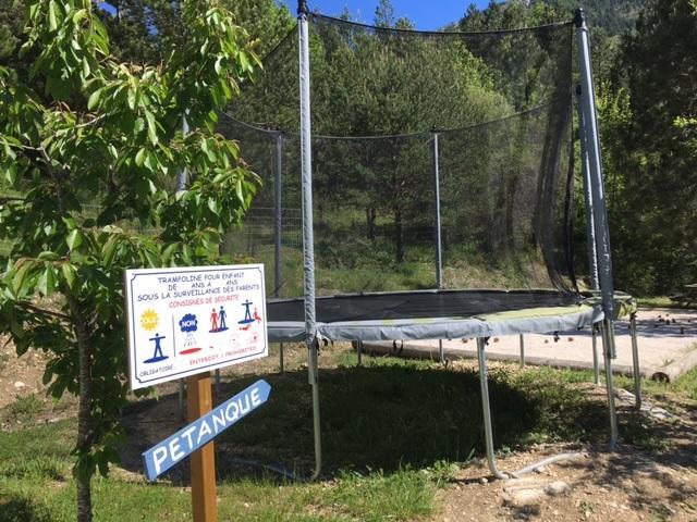 Camping Calme Et Nature Castellane Eksteriør billede